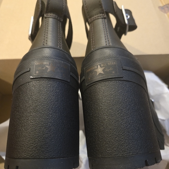 CONVERSE Chuck 70 De Luxe Heel Leather & Buckles High Top, Platform A12209C NEW! - Picture 14 of 16